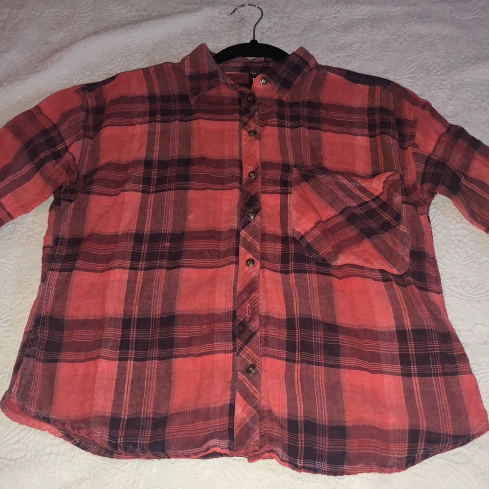Collard plaid button down - Picture 2 of 6